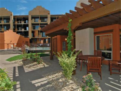 Village On The Lake Osoyoos Exterior photo